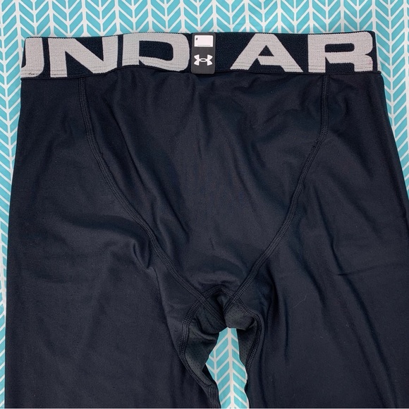 Under Armour NWT Boys' Black HeatGear Armour 3/4 Leggings, Large - Picture 6 of 16